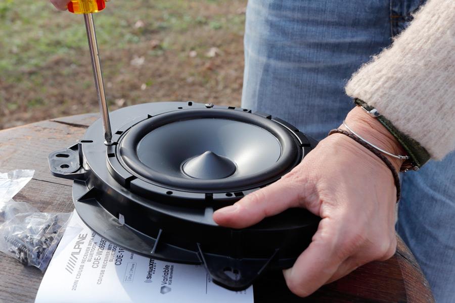 Attaching speaker to the bracket